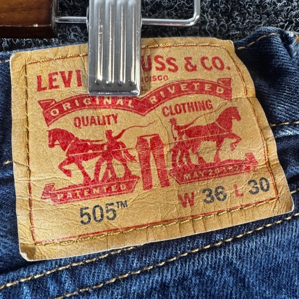 Levis 505 Regular Fit Jeans Mens 36x30 Indigo Blue Straight Leg Denim Pants